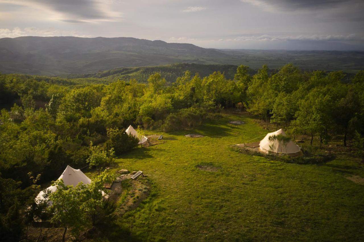 Отель Agricola Ombra - Tents In Nature Лаятико Экстерьер фото