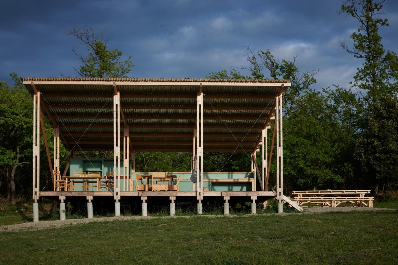 Отель Agricola Ombra - Tents In Nature Лаятико Экстерьер фото